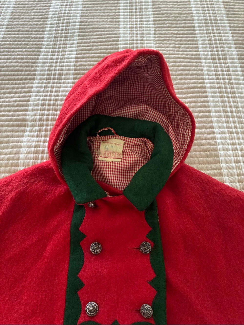 Vintage Lobe Modelle German/Austrian Wool Cape – 7 EUC